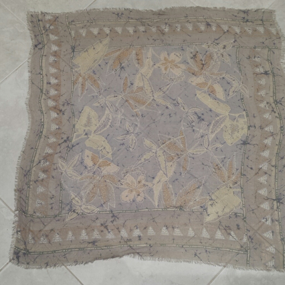 Sheer Scarf - Picture 3 of 7
